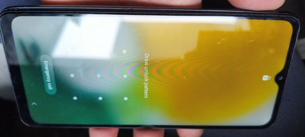 Samsung a135 стоит пароль