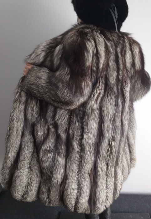 Futro z lisa srebrnego, z lisów srebrnych