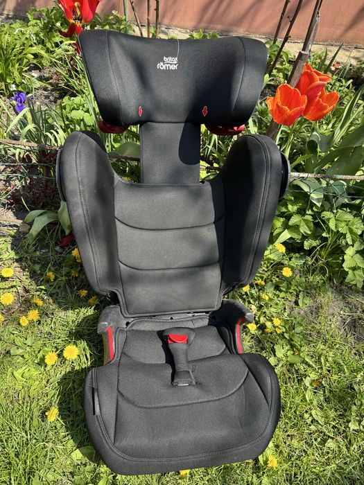 Продам автокрісло britax