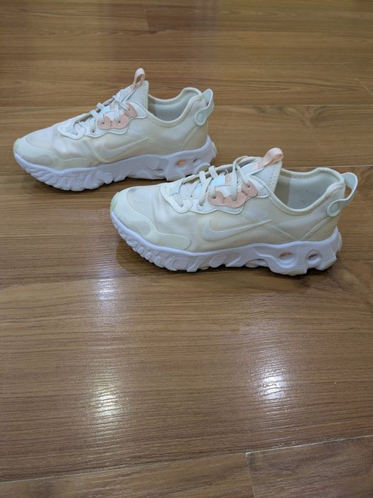 Жіночі кросівки Nike W React ART3MIS оригінал 39 р