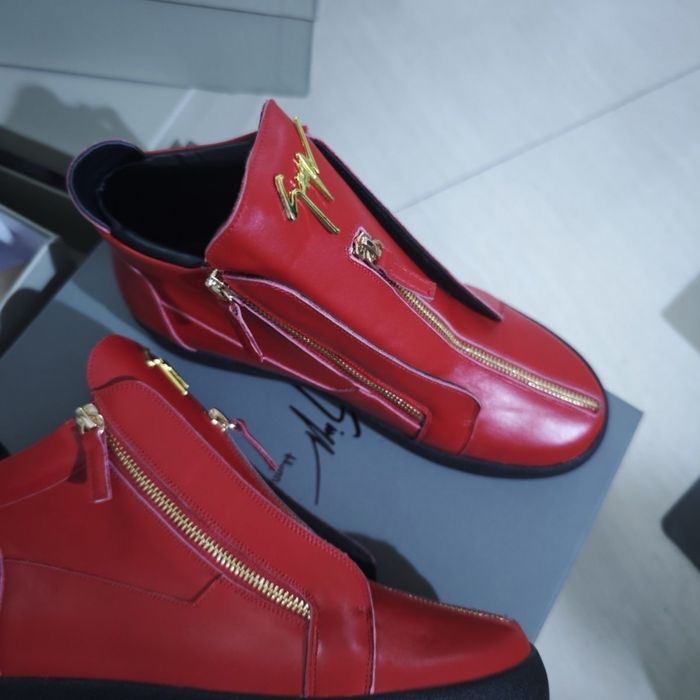 Кросівки Giuseppe Zanotti ЧИТАТИ ОПИС