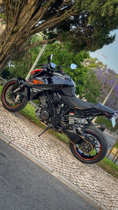 Ktm Super Duke 1290r A rainha das Nakeds