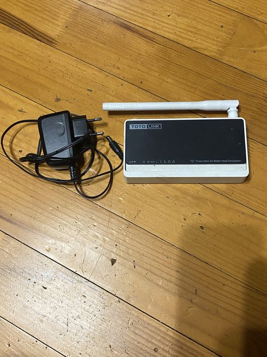 Продам роутер Totolink N150RT