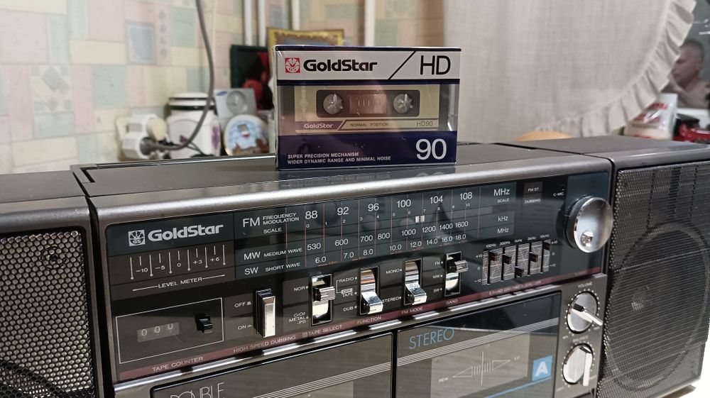 Магнитола( Магнитофон ) GoldStar Made in Korea