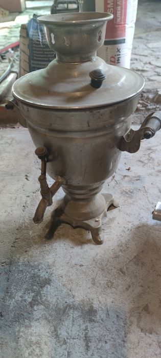 Чайник и самовар электрические.