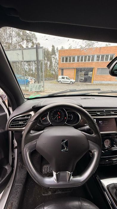 Para peças CITROËN DS3