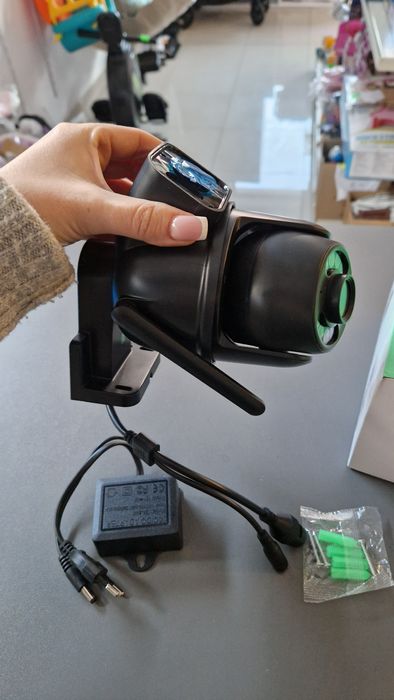 2szt Kamer Wi-Fi obrotowa zewnętrzna.