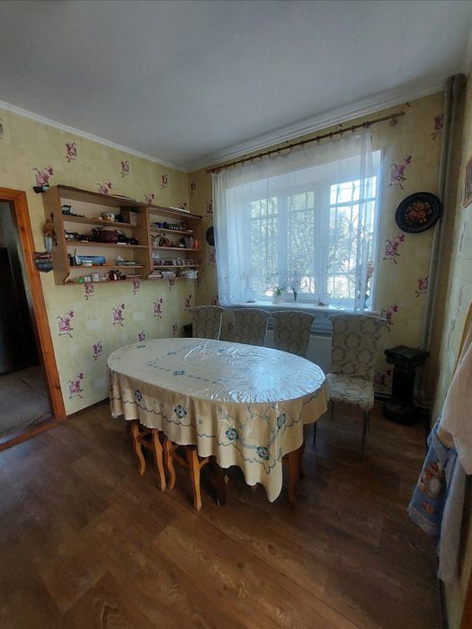 Продам гарний будинок