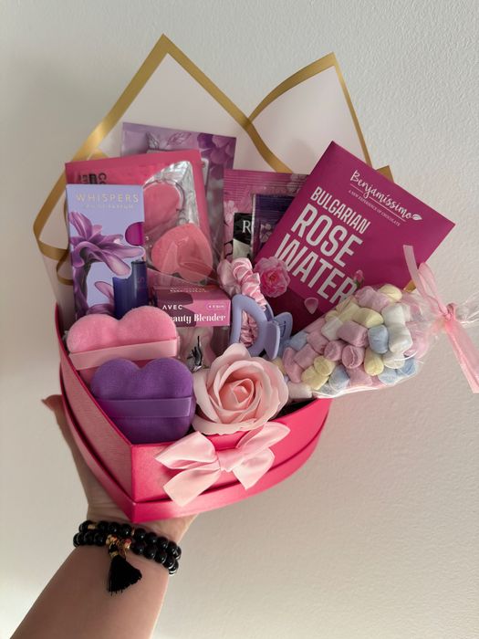 Box prezentowy, gotowy prezent