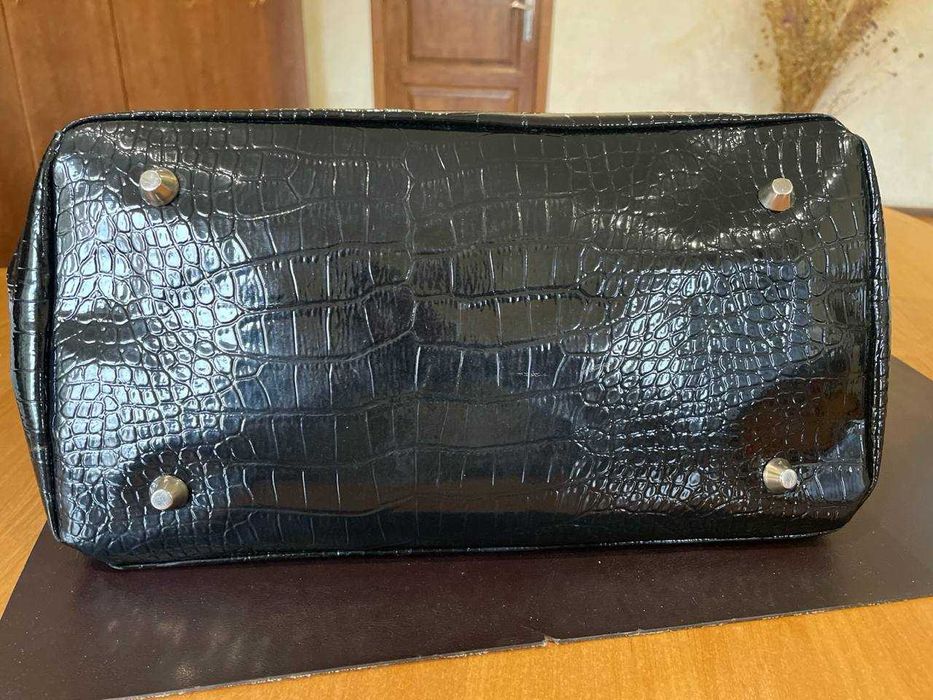 Сумка жіноча еко/крокодил лак