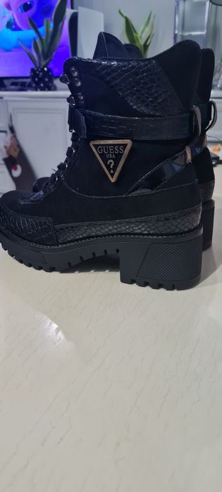 Buty GUESS nowe roz 37