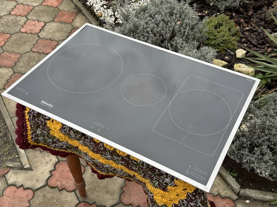 Miele km5958 індукційна поверхня Гарний стан 75/50