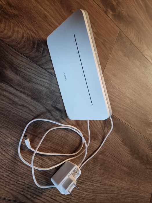Mocny router Huawei 2.4 / 5 GHz ma karte sim badz kabel okazja tanio