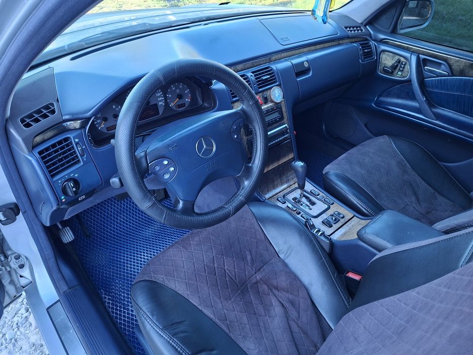 Mercedes W210 2.7 cdi.Avtomat.