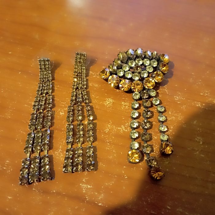 Брошь с подвесками времён СССР