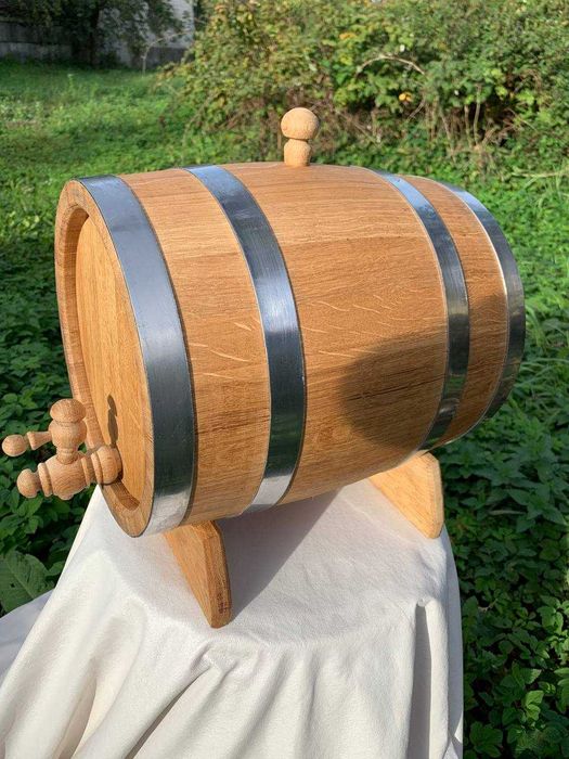 Бочка дубовая для вина вискі коняка діжка дубова для алкоголю напоїв