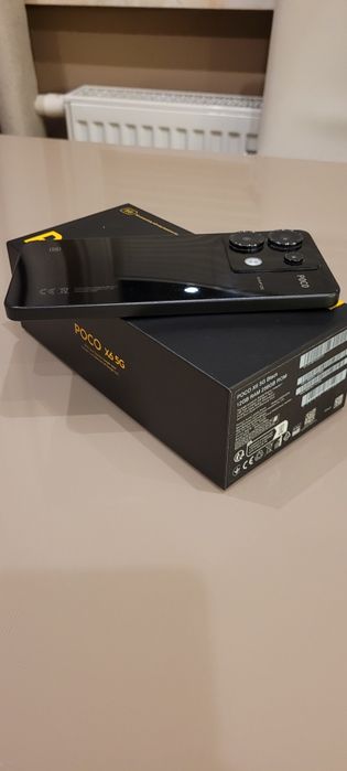 Telefon Xiaomi Poco X6 na gwarancji.