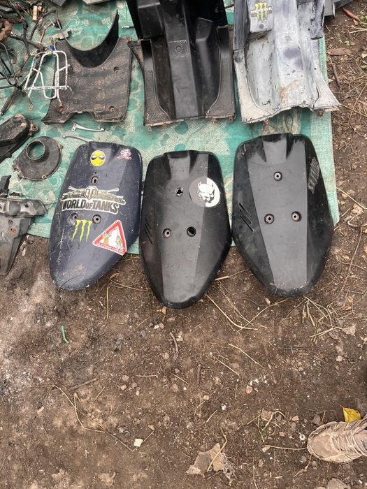 Продам запчастини до скутера сузукі сепія