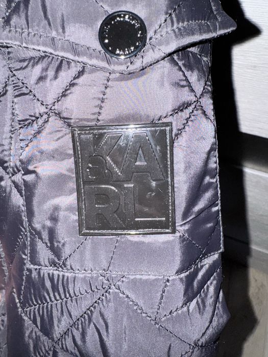 Nieużywana Czarna Kurtka Karl Lagerferd