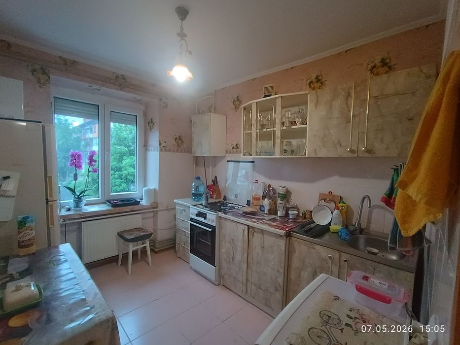Продаж ДВО кімн. Квартири  3/5