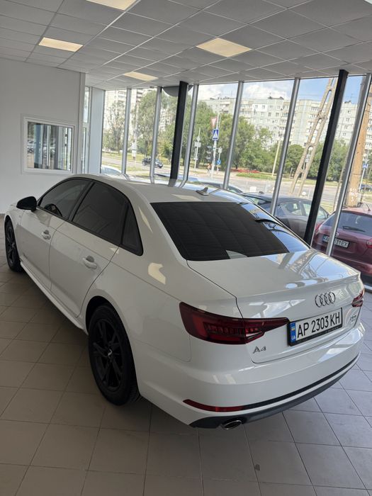 Продам AUDI A4B9