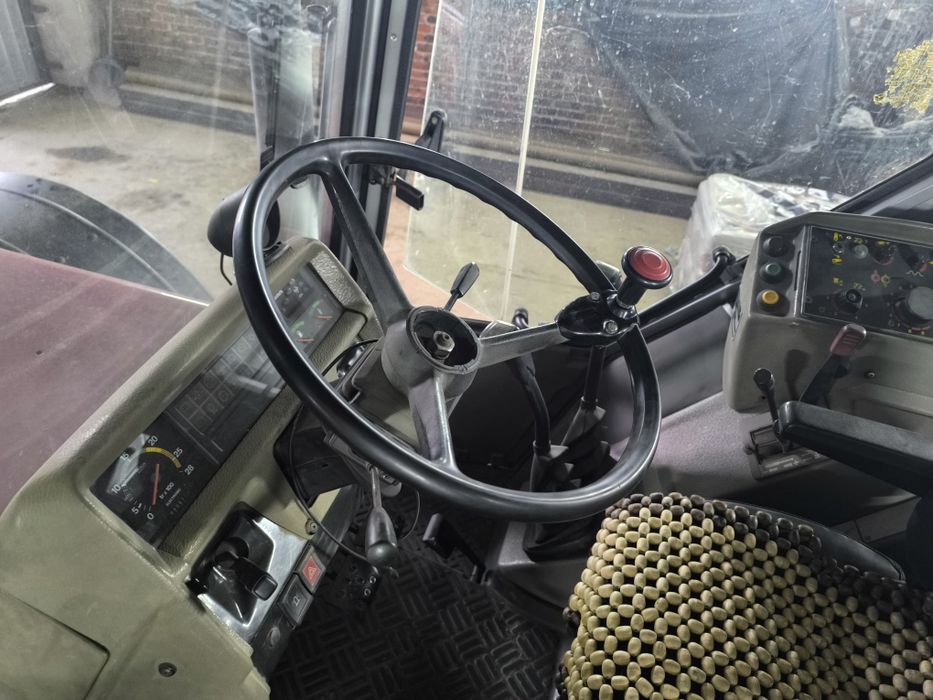 Трактор Massey Ferguson 3085