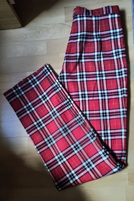 Spodnie w  krate 38-40