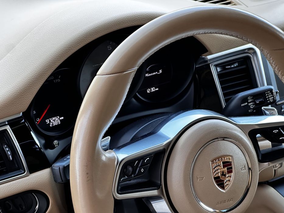 Porsche Macan S