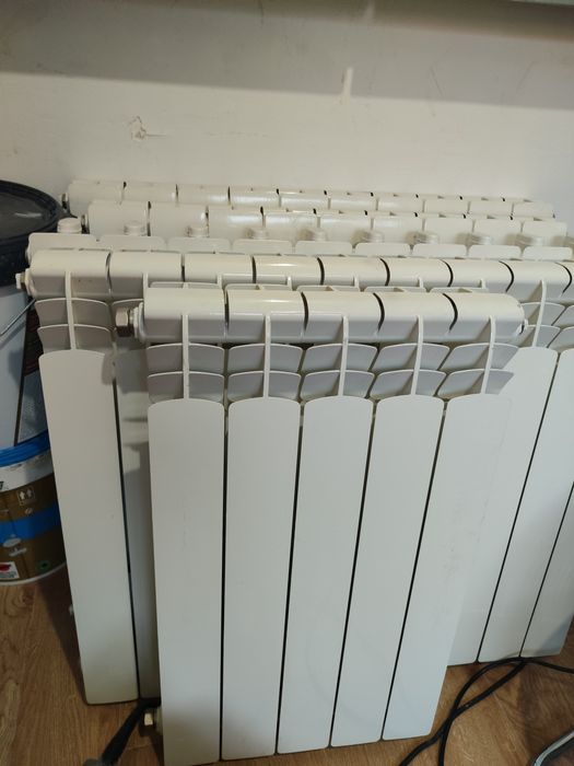 Conjunto radiadores e válvulas termostática
