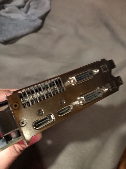 Placa grafica 3 gb ddr 5