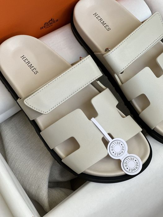 Шльопанці Hermes Chypre