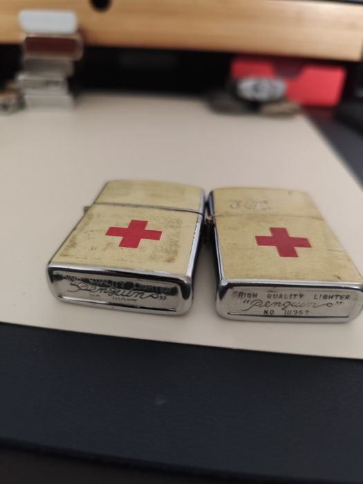 Isqueiro da Cruz Vermelha