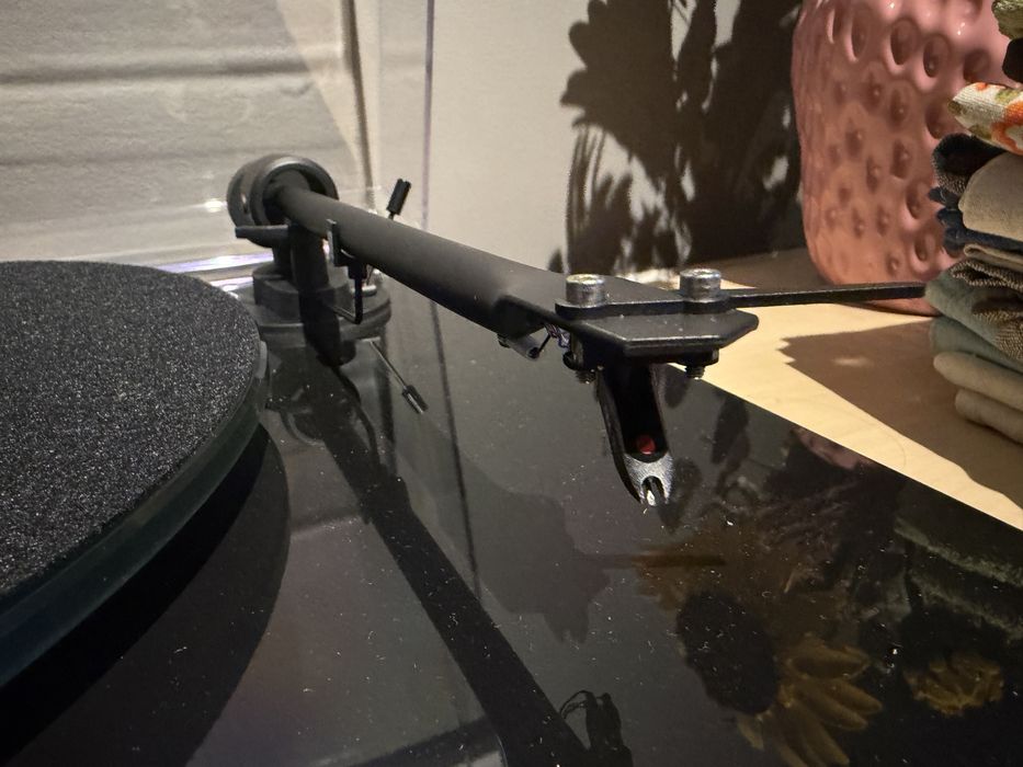 Gramofon Pro-Ject T1 Evo Phono