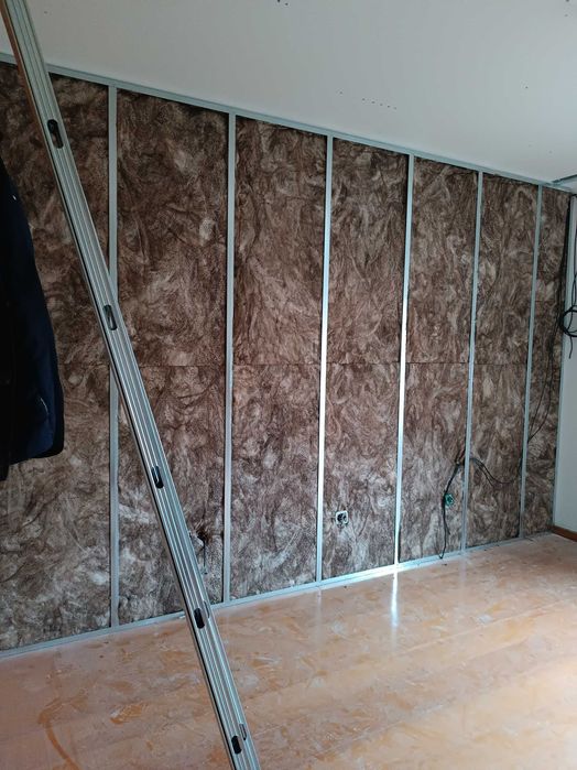 Pichelaria, eletricidade e pintura, etc