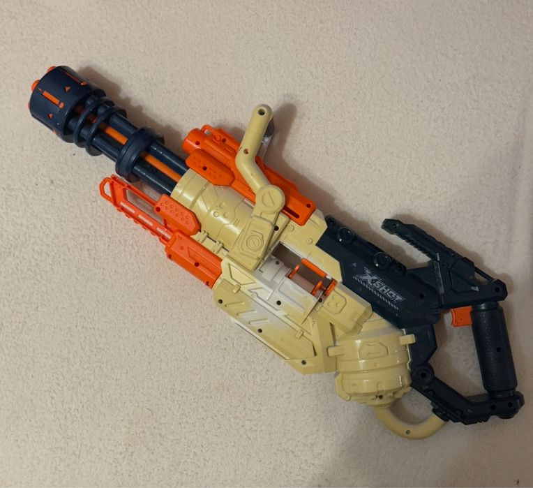 Бластер X‑Shot Excel Crusher від компанії Zuru