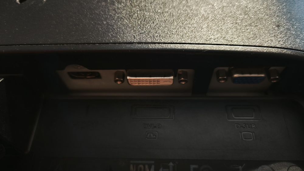 monitor Amiga 15kHz 24 cale FullHD VGA DVI HDMI