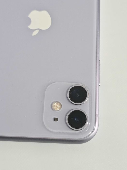 Iphone 11 128Gb. 100% Bateria original.  Excelente
