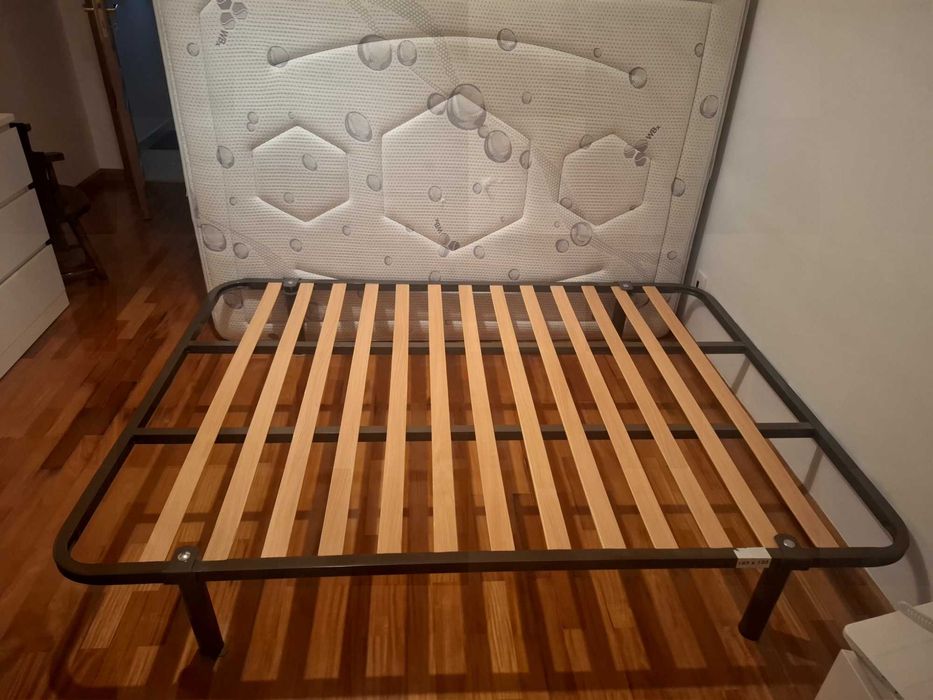 Colchão molaflex (oferta de cama-estrado)