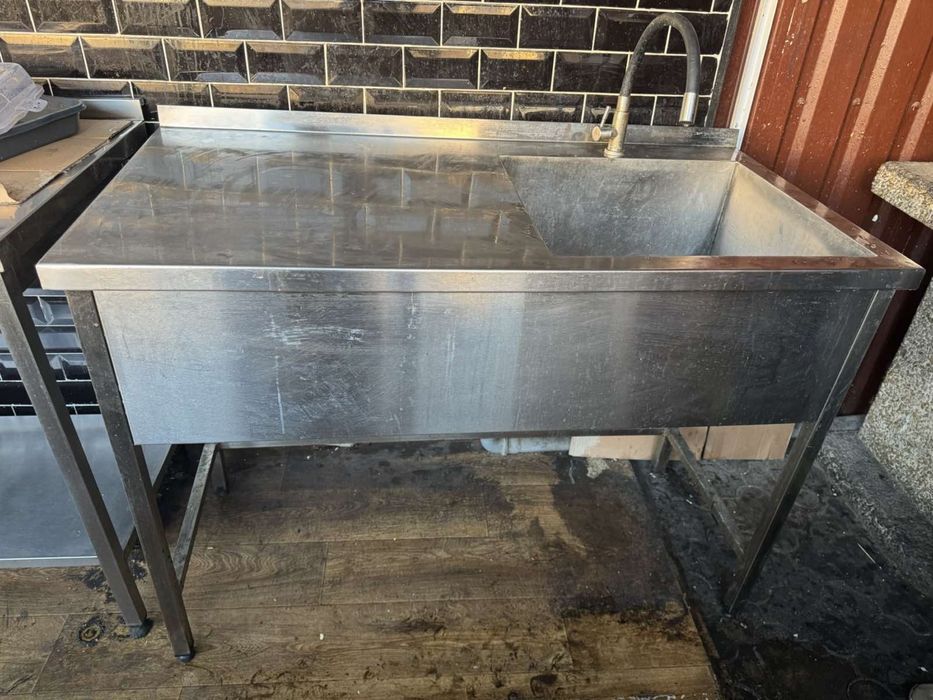 Обладнання для фаст фуду шаурми бургерної гріль фретюр стол стіл нерж