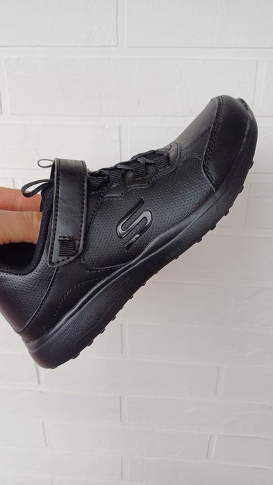 Кросівки, кросовки Skechers