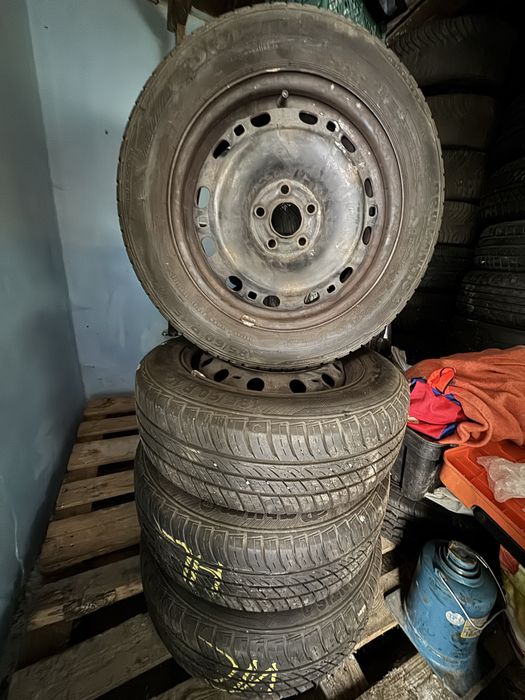 Шини  колеса зимові