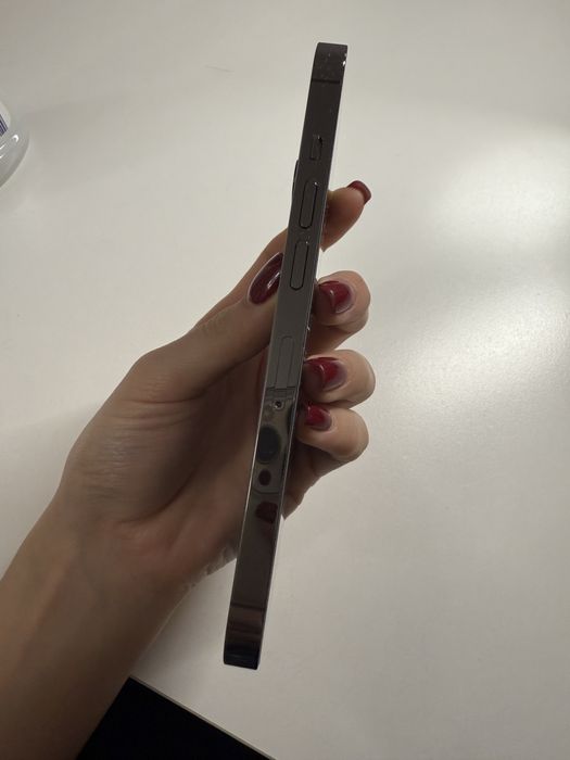 iPhone 13 Pro – 256 GB – Graphite |