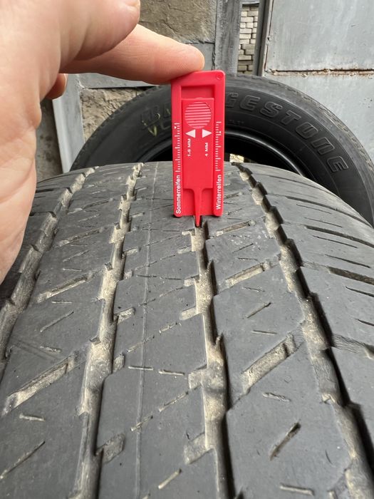 Продам ризіну 265/60/18
