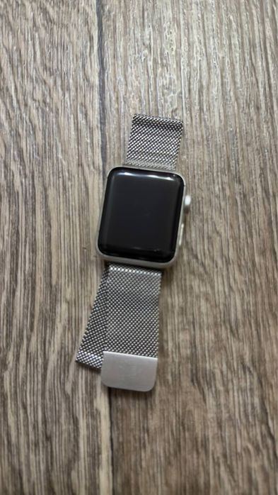 Apple Watch Series 3, 38 мм