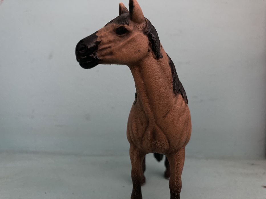 figurka klaczy schleich