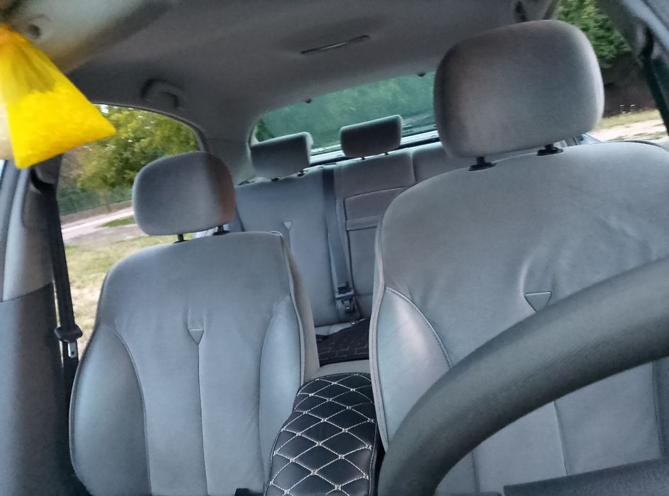 Renault Laguna Рено Лагуна