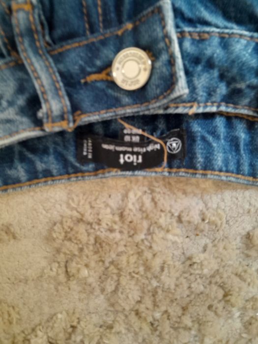 Spodnie mom jeans dziury przetarcia bawełna jeansy m l modne