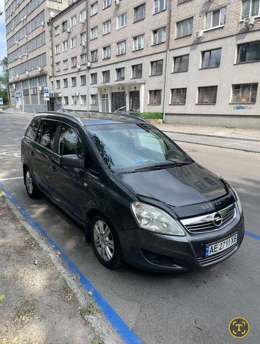 Opel Zafira 2012