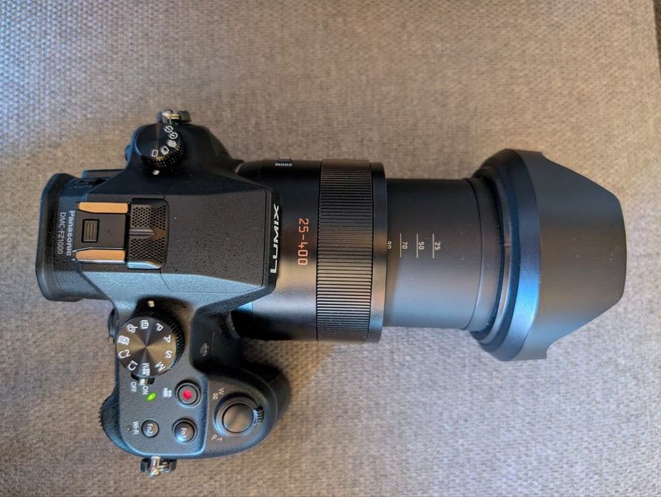 Panasonic Lumix DMC-FZ1000 4K + akcesoria