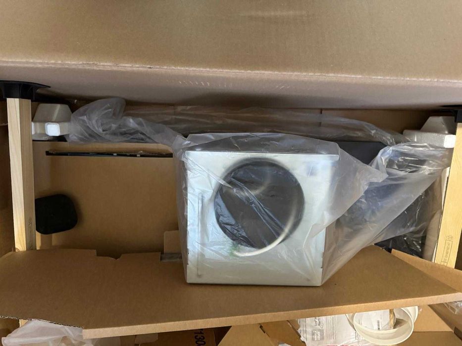 Okap Bosh Czarny 90 cm DWB96BC60